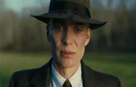 Hollywood Movie ने ज्‍यादा कमाई की