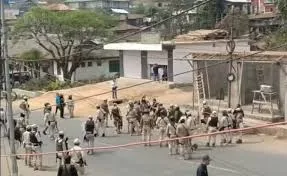 मणिपुर में फिर भड़की हिंसा, सुरक्षा चौकी पर भीड़ का हमला, गोला-बारूद लूटे, एक सुरक्षाकर्मी की मौत