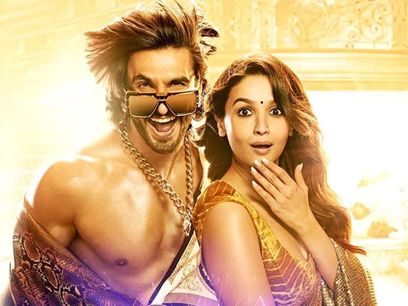 300 करोड़ का कारोबार किया Rocky and Rani की प्रेम कहानी