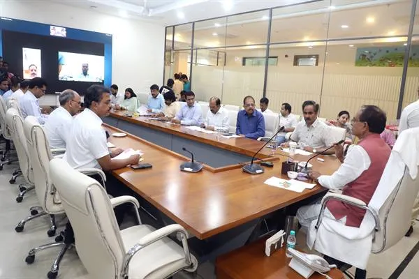 अल्पवर्षा से उत्पन्न चुनौतियों से निपटने के लिए पूरी ताकत से काम करेंगे : CM Shivraj