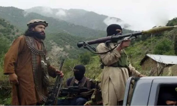 Pakistan के कई गांवों पर Taliban का कब्जा