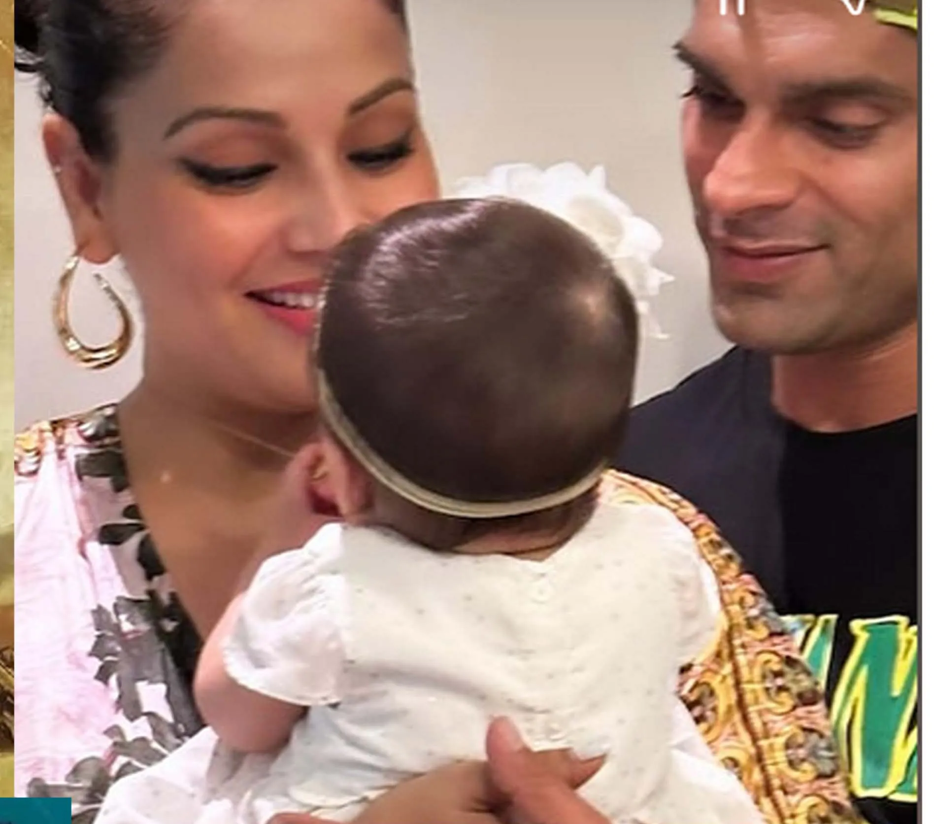 Bipasha ने बेटी के 10 महीने की होने का मनाया जश्न