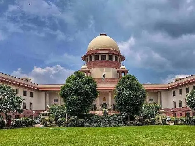 High Court में जजों की नियुक्ति की देरी पर SC चिंतित, केंद्र से पूछा- सात महीने बाद भी क्यों नहीं हुआ कुछ