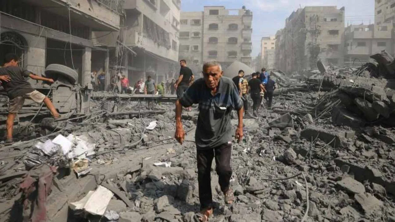 हमास के हमले के बाद लाशों से पट गया किबुज बीरी गांव, 10 फीसदी population खत्म