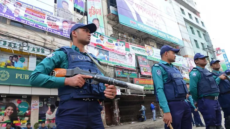 नाकाबंदी के पहले दिन चार की मौत, 500 से अ‎धिक बीएनपी-जमात के लोग गिरफ्तार