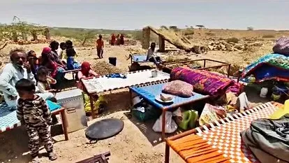 अफगानियों के घरों पर Pakistan ने चलाया बुलडोजर