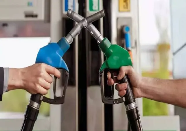 Lucknow-Patna में पेट्रोल और डीजल महंगा, नोएडा में सस्ता