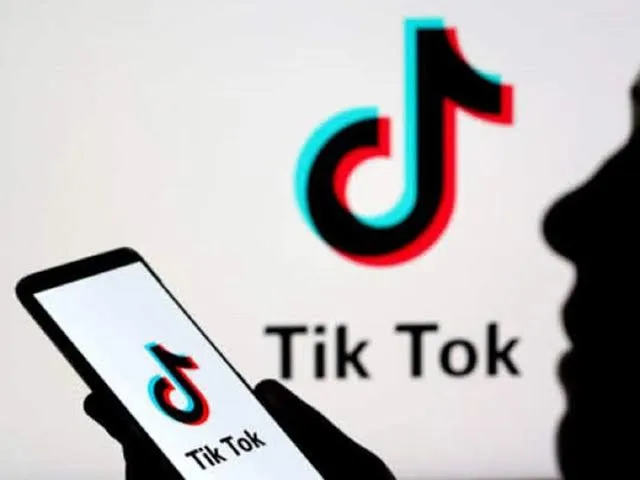 Tik Tok पर आपत्तिजनक सामग्री पहुंचा सकती है नुकसान