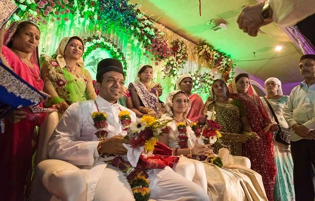 दुनिया में क्यों घट रही पारसियों की Population, शादी के तौर-तरीके इसकी सबसे बड़ी वजह