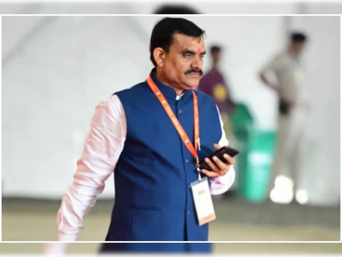 BJP प्रदेश अध्यक्ष वीडी शर्मा ने DFO को लगाई जमकर लताड़, वन विभाग भगवान हो गया है क्या?