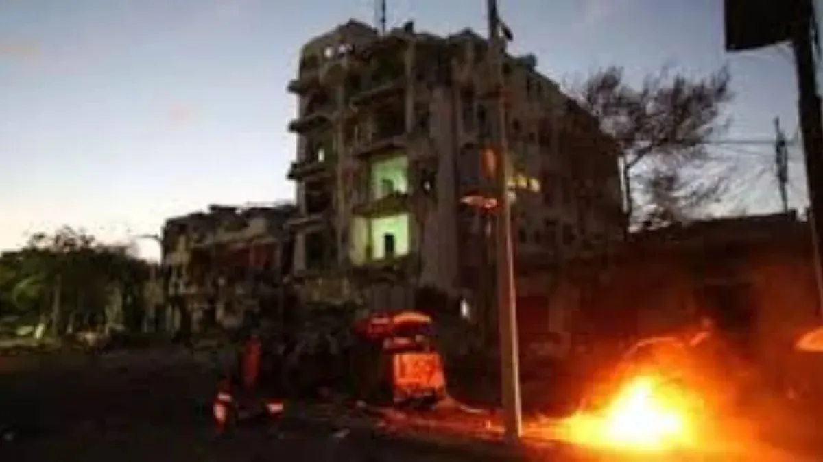 Somalia की एक होटल में जोरदार विस्फोट और गोलीबारी