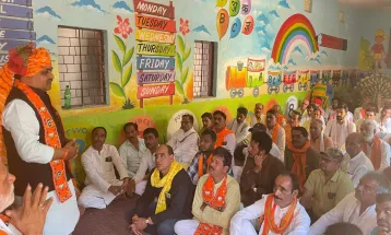 लोकसभा चुनाव के प्रदेश सह प्रभारी Satish Upadhyay ने राजगढ़ जिले के कुरावर में सेक्टर प्रभारियों की बैठक को किया संबोधित