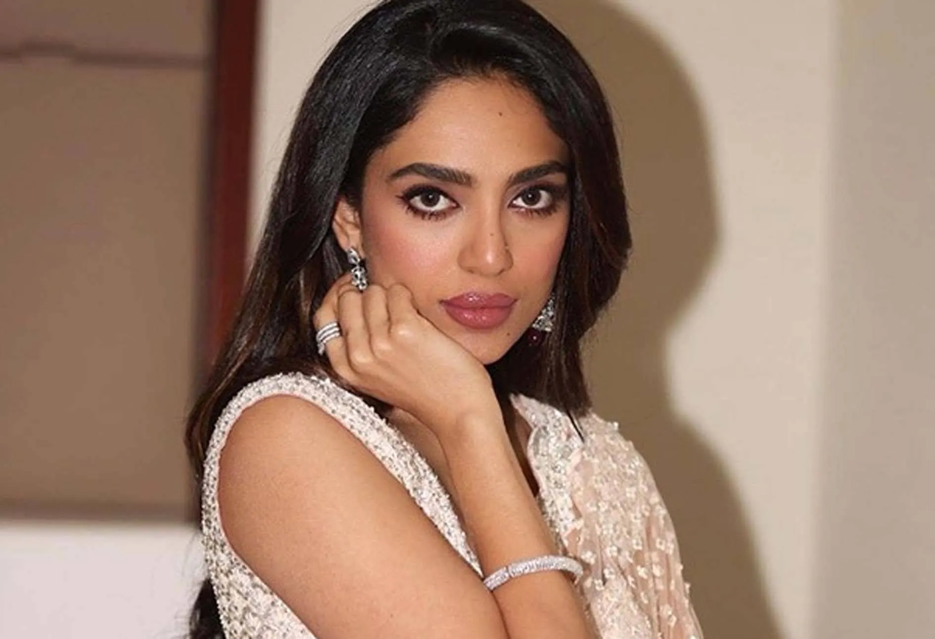 फिटनेस के मामले में Shobhita Dhulipala का जवाब नहीं