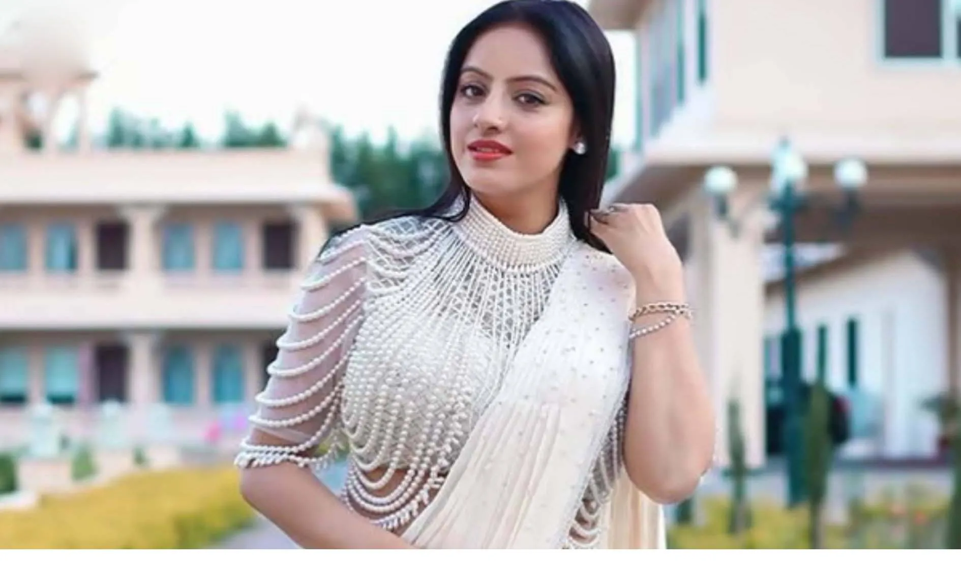 टीवी एक्ट्रेस Deepika Singh गर्मी की वजह से बेहाल