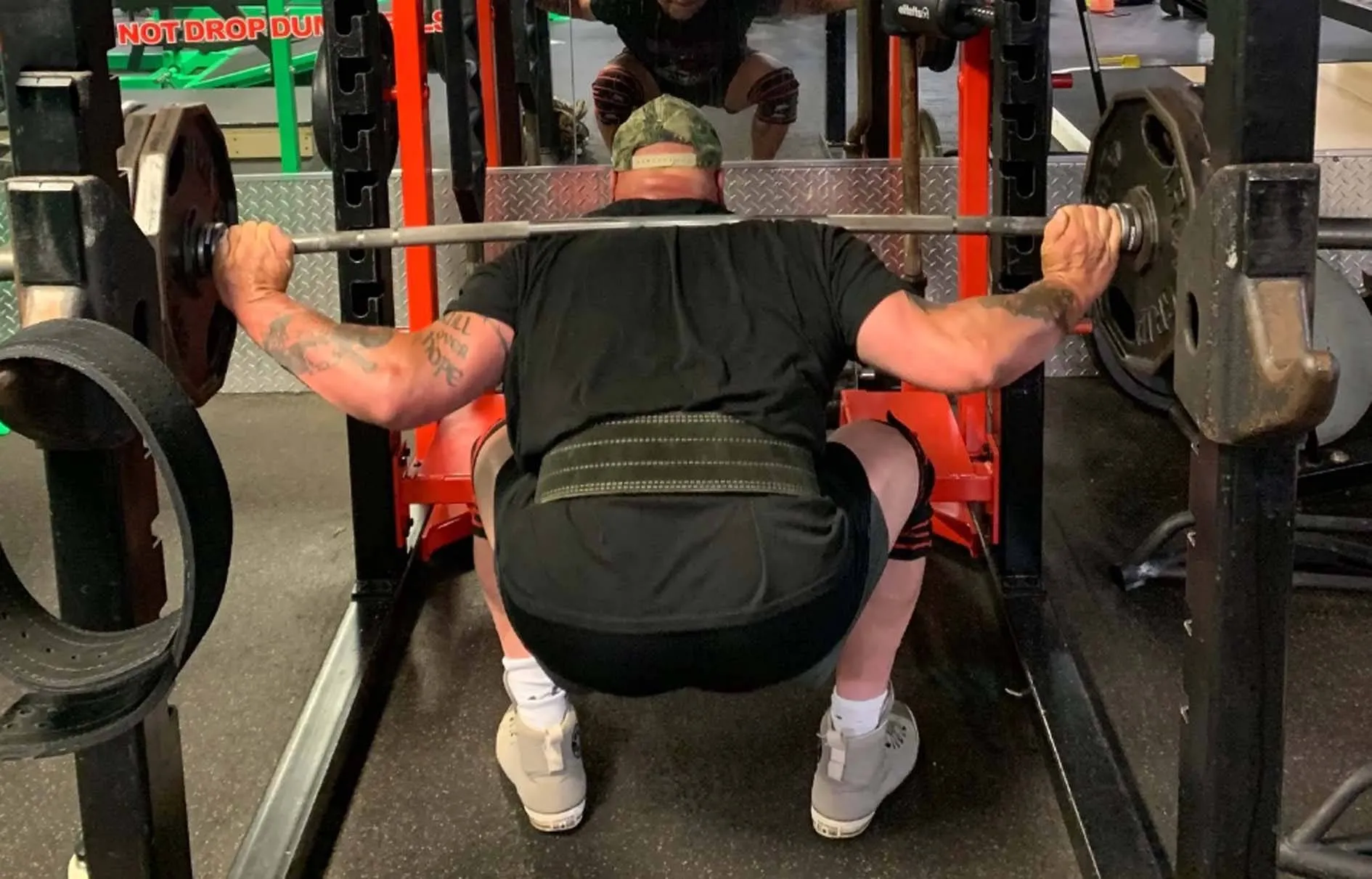 Gym में ज्यादा वजन उठाने की वजह से पहुंचे मौत के मुंह में