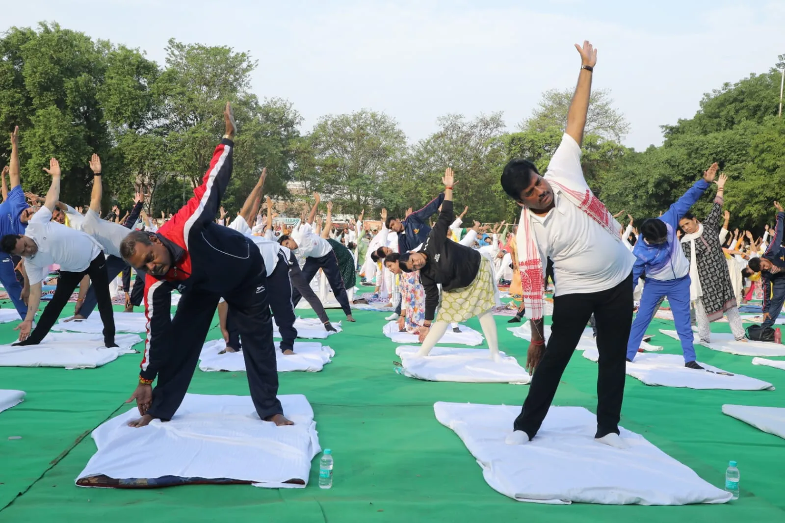 International Yoga Day पर योगमय हुई संगीत की नगरी: IITTM में मंत्री, सांसद, विधायक ने किया योग, सांसद बोले- योग, कार्य करने की क्षमता बढ़ाता है, दिनचर्या ठीक तो सबकुछ ठीक