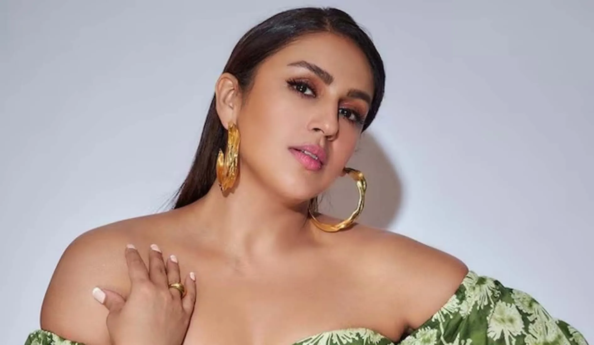 ट्रोलर्स कुछ भी बोले उन्हें फर्क नहीं पड़ता : Huma Qureshi