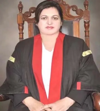 Lahore High Court की पहली महिला चीफ जस्टिस बनीं आलिया नीलम