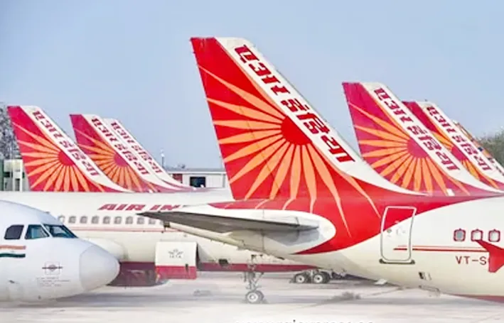 Air India, उसके दो सी‎नियर अ‎धिका‎रियों पर 99 लाख का जुर्माना