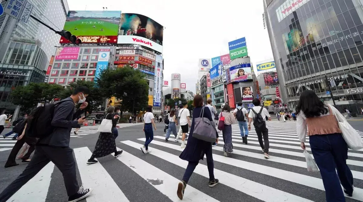 ज्यादा काम करने से हो रही मौतों को रोकने के लिए Japan ने की 4 दिन काम करने की पहल