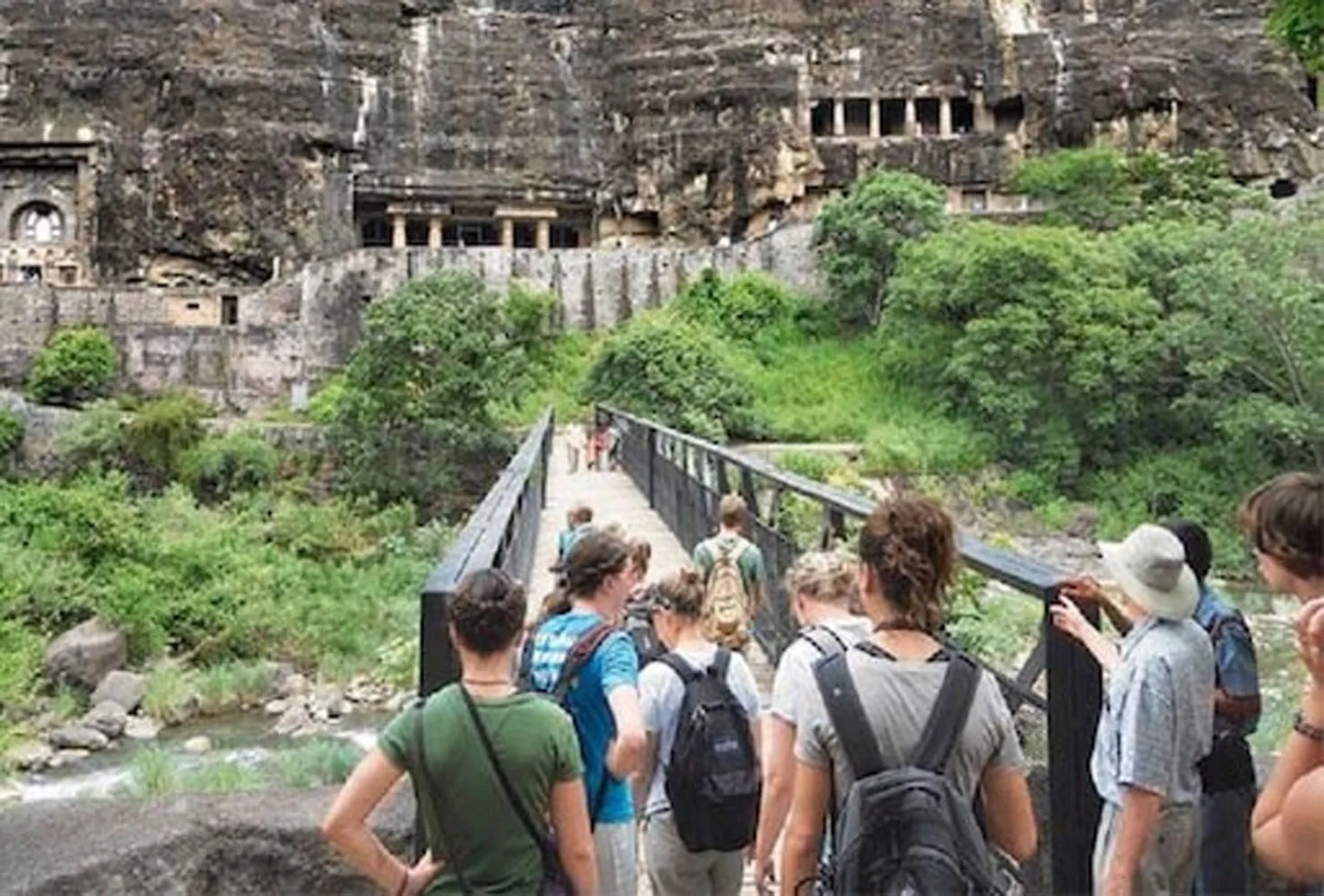 Tour Operator के क्षेत्र में भी हैं संभावनाएं