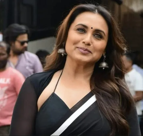 कैंसर के मरीजों को सपोर्ट और दया की जरूरत : Rani Mukherjee