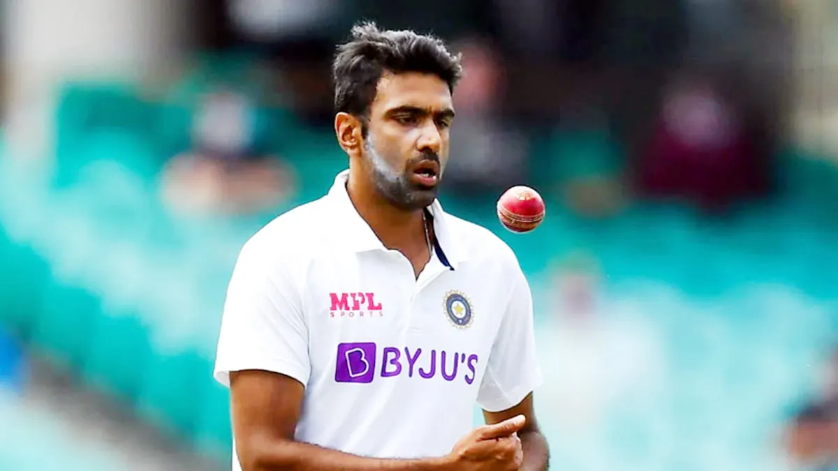 तेज गेंदबाजों के इस विशिष्ट क्लब में शामिल एकमात्र स्पिनर हैं Ashwin