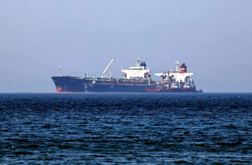 हूती विद्रोहियों ने American oil ship ओलंपिक स्पिरिट पर किया हमला