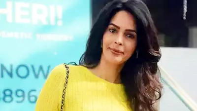 Mallika Sherawat ने मर्डर की सफलता के बाद बॉलीवुड में मिली शर्मिंदगी पर किया खुलासा