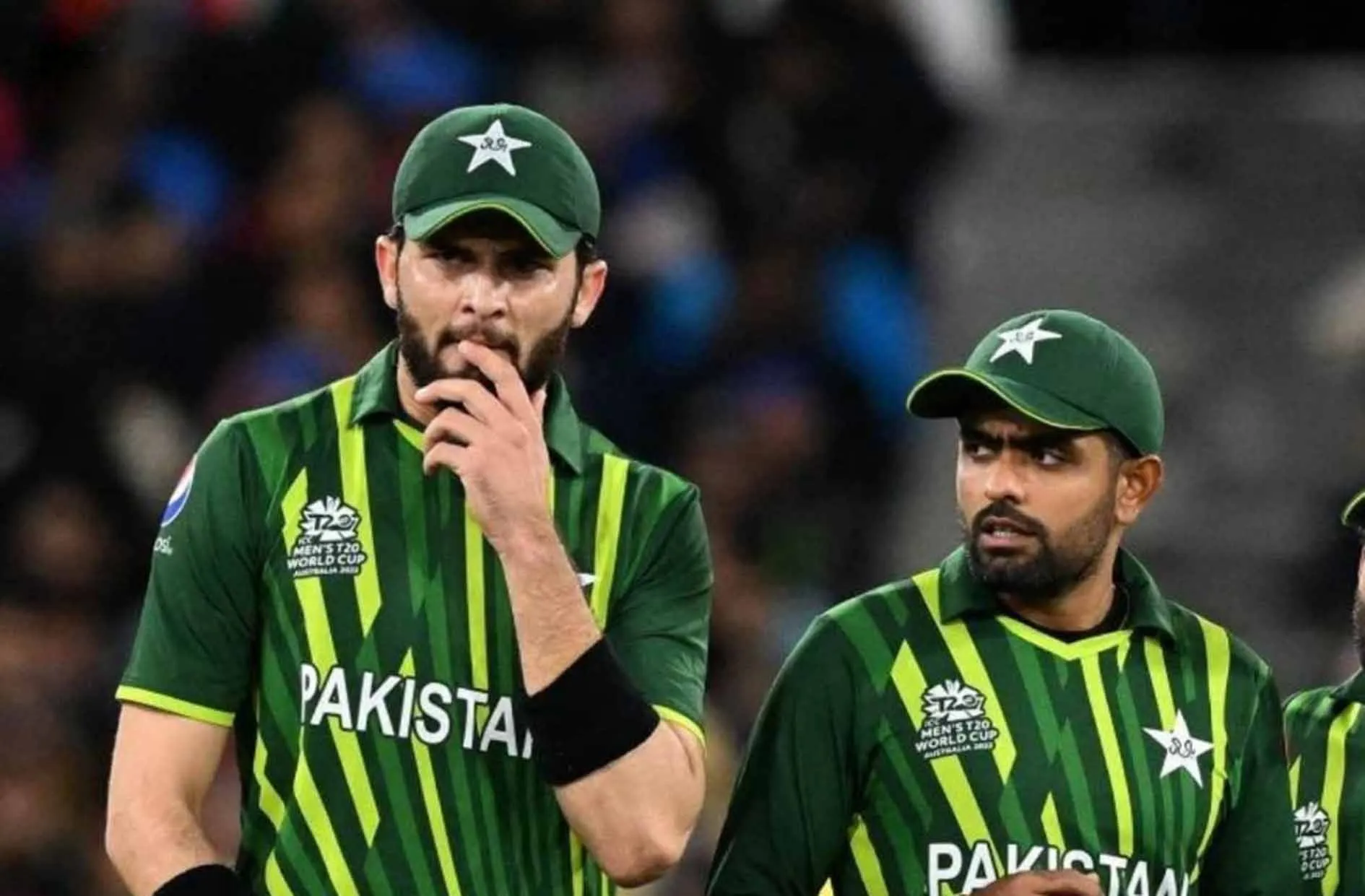 Babar , शाहीन का मजाक बना रहे पाक प्रशंसक