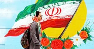 ईरान में घट रही Population, सरकार चिंतित, परिवार बढ़ाने चला रही कई योजनाएं