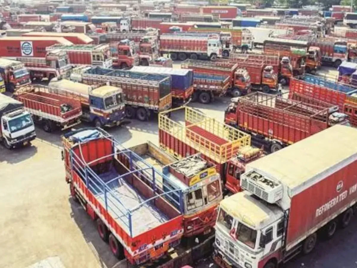 Truck भाड़े में नवंबर में माह में गिरावट आई