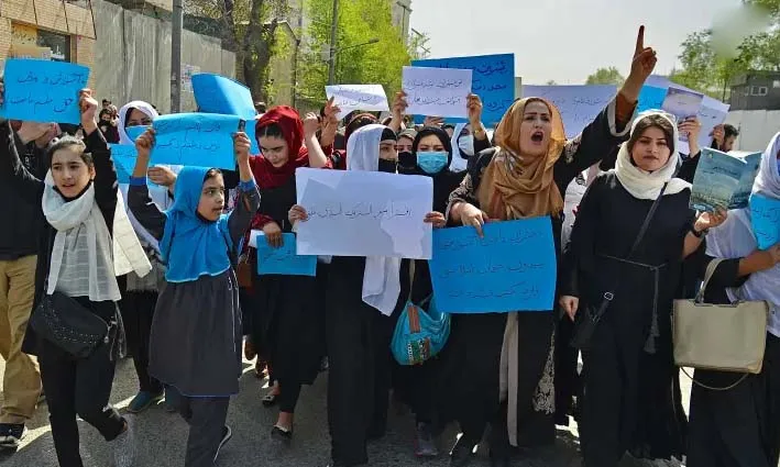 Taliban अब समझा शिक्षा का महत्व बोला- लड़कियों के लिए खोलेंगे स्कूल