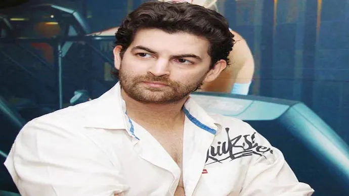 Neil Nitin Mukesh से न्यूयॉर्क एयरपोर्ट पर घंटों हुई पूछताछ