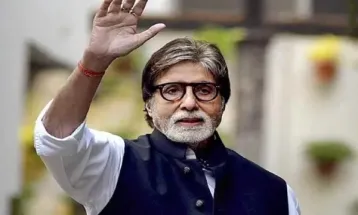 फिल्मों में काम पाने के लिए कभी भीड का हिस्सा बने थे  Amitabh