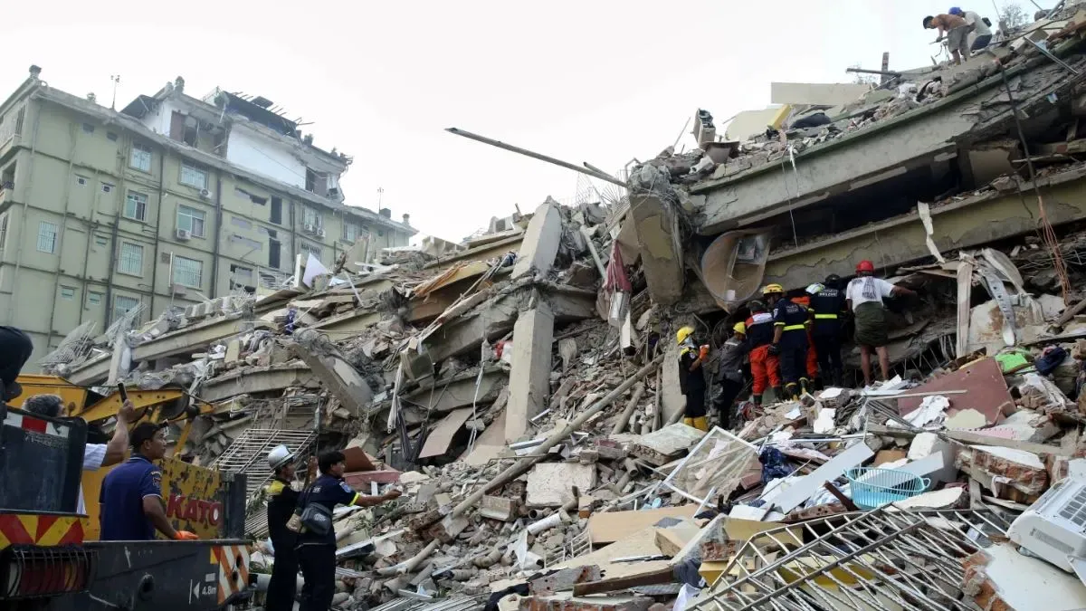 Myanmar में भूकंप से दो हजार से ज्यादा मौतें, स्वास्थ्य सेवाएं पूरी तरह बर्बाद