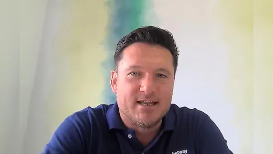 अगले तीन साल में हम स्टेडियमों, पिचों और अपने क्रिकेट ढ़ांचे को बेहतर बनाएंगे : Smith