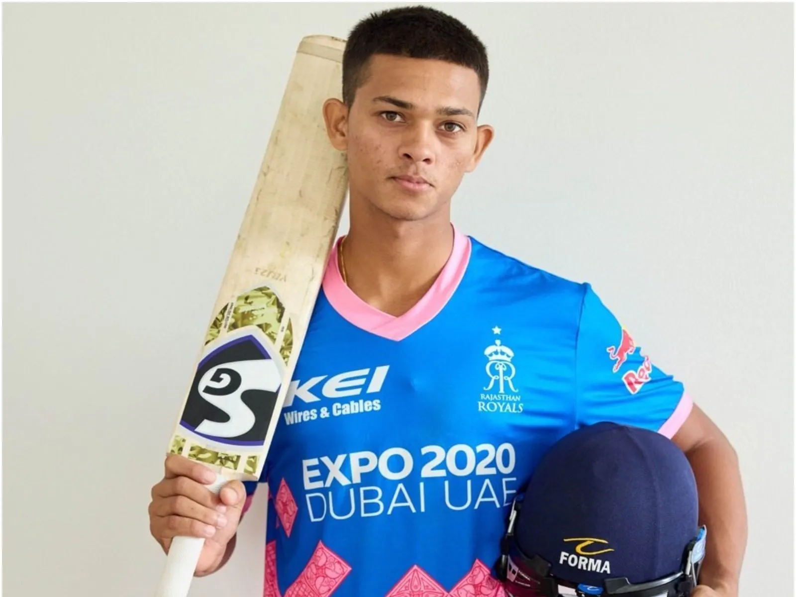 Yashasvi  ने तीन मैचों में पहली ही गेंद पर छक्का लगाने का रिकार्ड बनाया