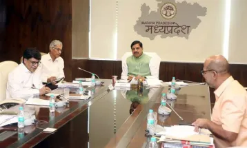 सार्वजनिक उपयोग के स्थायी प्रकृति के ठोस काम कराए जाएं : Chief Minister Dr. Yadav