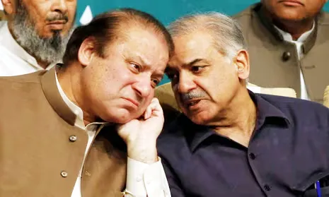 क्या Nawaz Sharif की कूटनीतिक कोशिश ने बचा ली शाहबाज शरीफ की कुर्सी