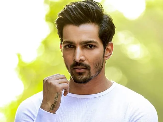 पाक अभिनेत्री संग नहीं काम करेंगे Harshvardhan Rane