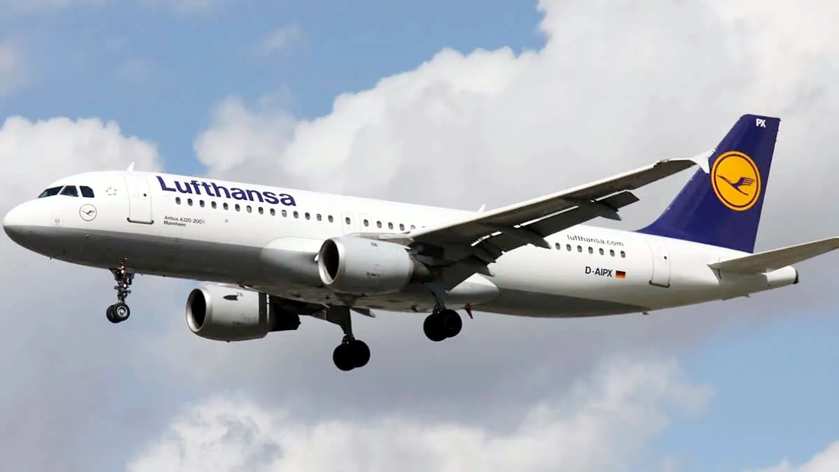 बम की धमकी के बाद Hyderabad जा रहा विमान को फ्रैंकफर्ट लौटना पड़ा