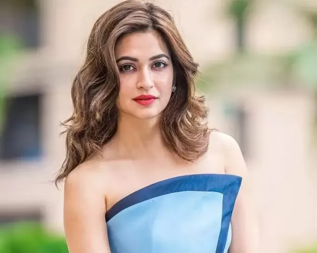 वेब सीरीज़ की सफलता का जश्न मना रही Kriti Kharbanda