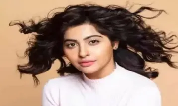 नीता एक बहुत ही शांत और शालीन महिला : Yukti Kapoor