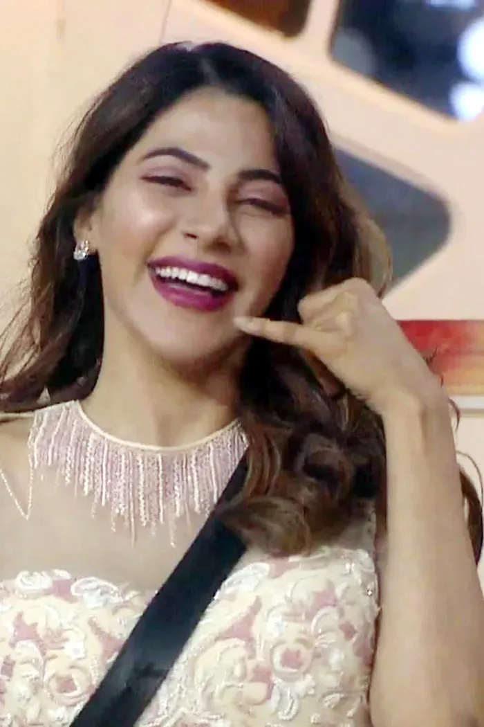 चापलूसी करना मेरी फितरत नहीं : Nikki Tamboli