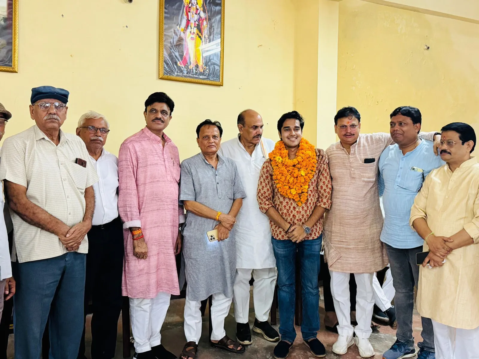 अखिल भारतीय क्षत्रिय महासभा की दशहरा मिलन समारोह की तैयारी को लेकर बैठक आयोजित