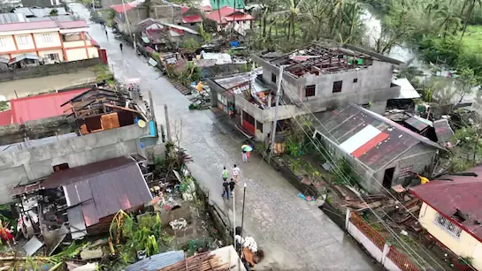 113 किमी प्रति घंटे की रफ्तार से दौड़ रही तबाही, 15 हजार People घर छोड़कर भागे