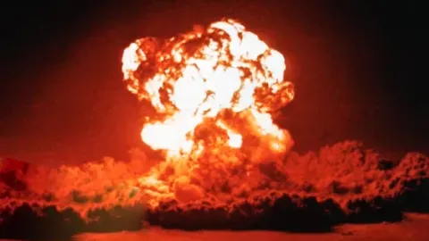 Triple-Nuclear Strike: अमेरिका का दिमाग हिला देगा चीन का ये हथियार