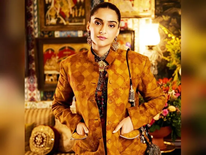 Anshula Kapoor की सगाई में दिखा सोनम का स्टाइलिश अवतार