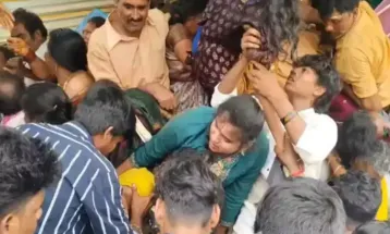 Venkateswara Temple  में मची भगदड़ से कई की मौत, एकादशी पर उमड़े थे श्रद्धालु